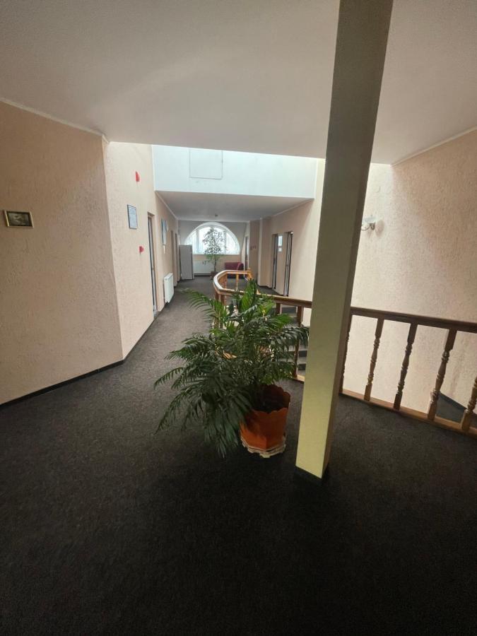 Pension Regal Satu Mare Exteriér fotografie